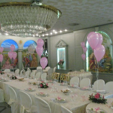 Hotel La Bussola Cittiglio Екстериор снимка