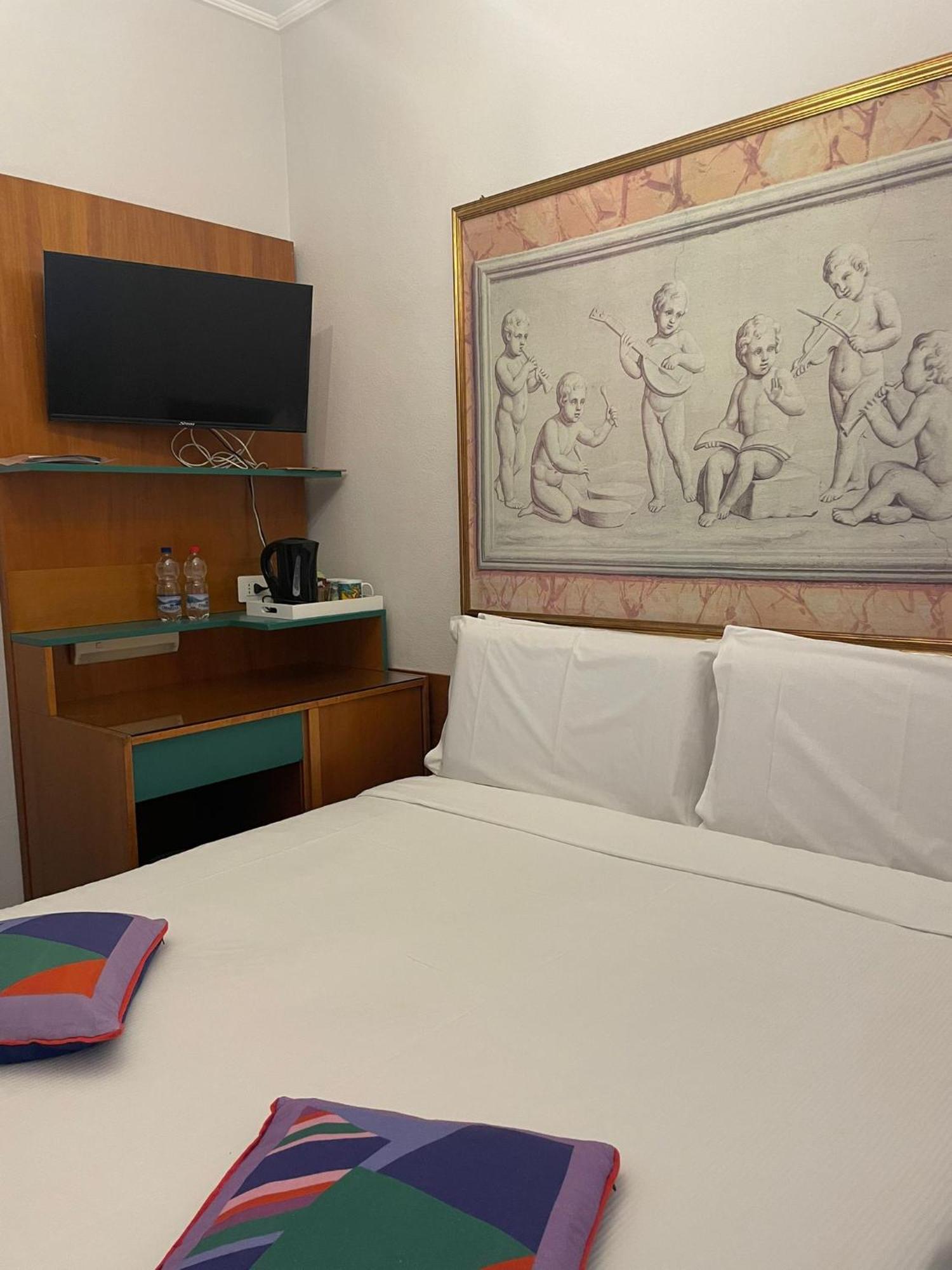 Hotel La Bussola Cittiglio Екстериор снимка