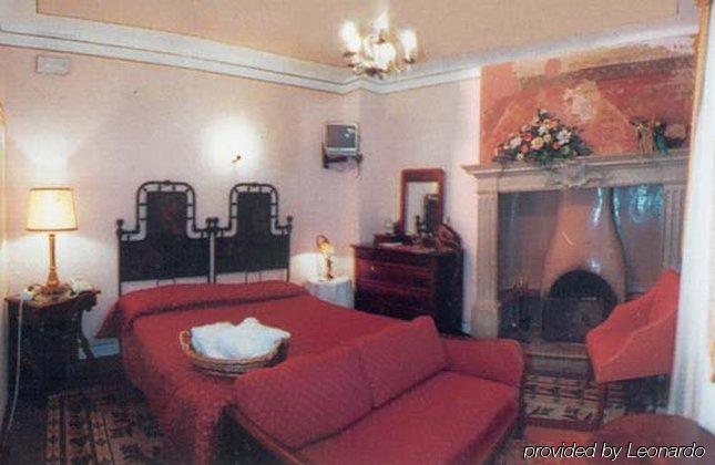 Hotel La Bussola Cittiglio Екстериор снимка