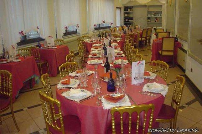 Hotel La Bussola Cittiglio Екстериор снимка